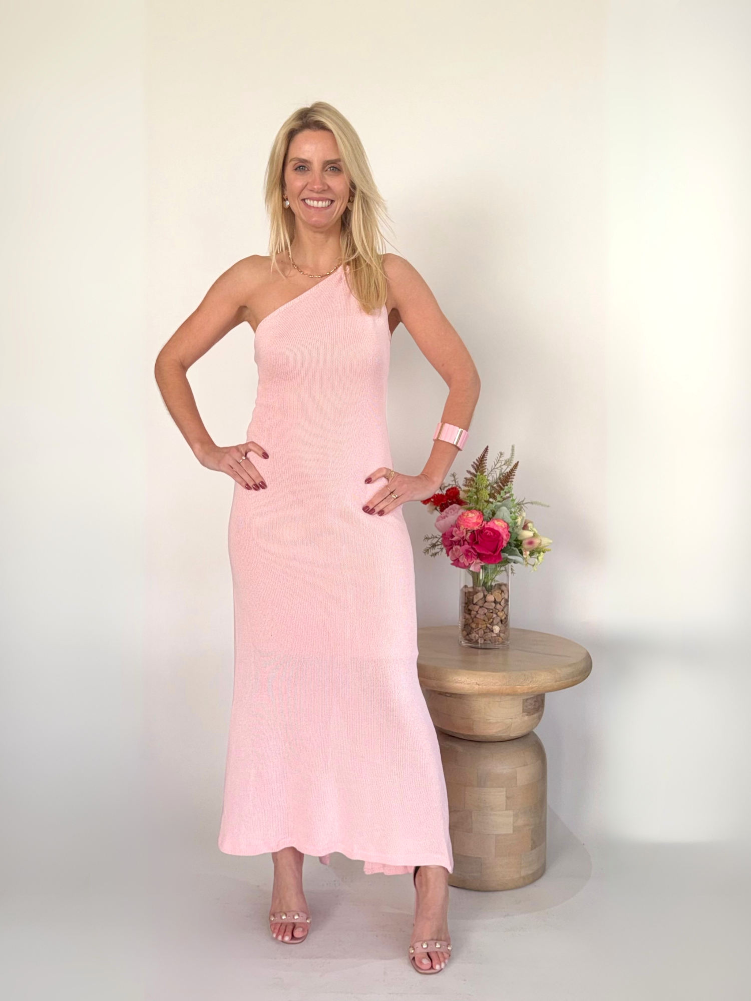 Vestido Liso Largo Tejido palo rosa ajustado con Tirantes a un Hombro